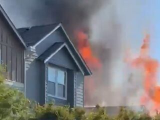 Kecelakaan penerbangan di Oregon AS, pesawat hantam rumah penduduk