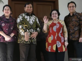 Pertemuan Prabowo-Megawati dinilai lancarkan transisi pemerintahan baru