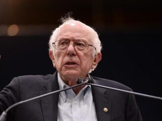 Senator Sanders desak AS berhenti mendanai perang Israel