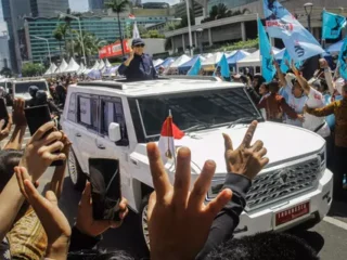 Stop mobil impor, Prabowo instruksikan para menteri gunakan mobil Pindad