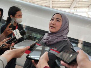 Setahun beroperasi, kereta cepat Woosh catat kinerja positif meningkat 242%