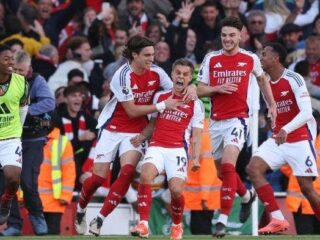 Hasil Liga Inggris: Arsenal dan City  tempel Liverpool di puncak klasemen
