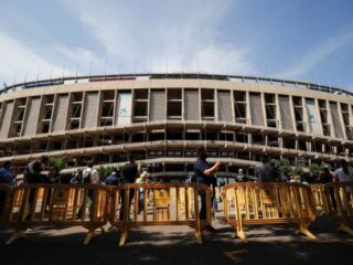 Blaugrana berharap kembali ke Stadion Legendaris Nou Camp akhir tahun