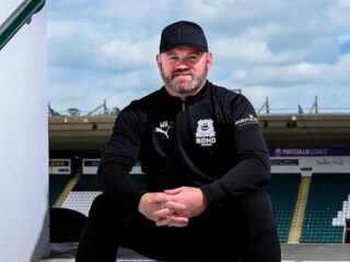 Pemilik klub yang pantas nilai pelatih, Rooney sedih kondisi Manchester United