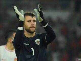 Kiper Maarten Paes tiba di Bahrain, 27 skuad Garuda lengkap