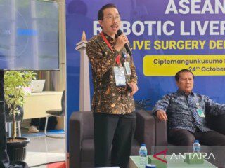 Teknologi robotik mulai diterapkan dalam operasi bedah di Indonesia, akan berkembang di masa depan