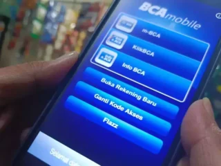 Tak bisa diakses, warganet keluhkan Layanan 'BCA Mobile Force Close'