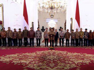 Sah !!! Total 53 Menteri dan 56 Wamen diambil sumpah hari ini