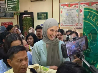 Sebelum jalani sidang cerai perdana dengan Baim Wong, Paula Verhoeven tebar senyum