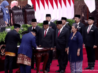 'Breaking News': Prabowo Gibran sah Presiden dan Wakil Presiden 2024-2029