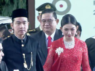 'Breaking News': Gibran Rakabuming Tiba di Gedung MPR