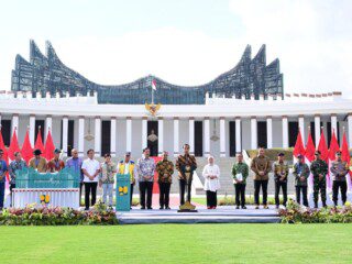 Banggalah Indonesia! Istana Negara dan Istana Garuda murni karya anak bangsa