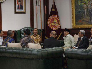 Prabowo unggah foto kebersamaannya di HUT ke-73