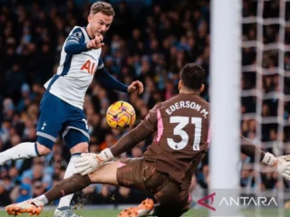 City terkapar di Liga Primer, Barcelona ditahan imbang di La Liga