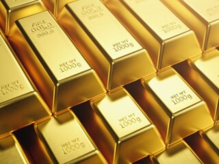 Ketegangan Rusia dan Ukraina buat harga emas naik