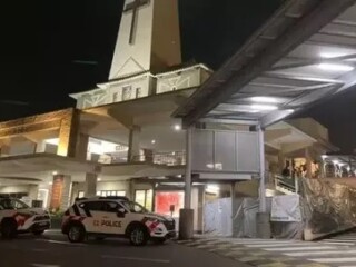 Seorang Pastor ditikam saat jalani Misa di Gereja St Joseph Bukit Timah, pelaku langsung ditangkap