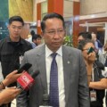 Menteri Hukum Supratman Andi Agtas di gedung DPR RI, Senin (18/11/2024). ANTARA/Walda Marison.