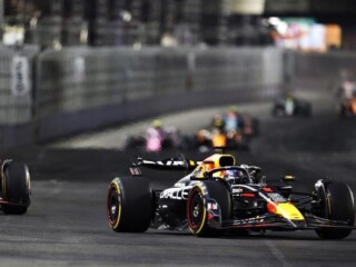Pembalap Belanda, Max Verstappen saat balapan di La Vegas.