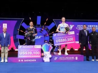 Jonatan Christie gagal menjuarai turnamen bulu tangkis BWF Super 750 China Masters 2024 setelah dikalahkan Anders Antonsen, di Shenzen, Tiongkok, Minggu 24 November 2024. (./Humas PP PBSI)