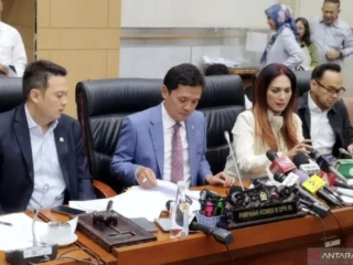 Benny Jozua Mamoto dkk resmi jadi Dewan Pengawas KPK 2024-2029