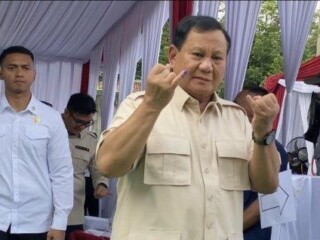 Di TPS Prabowo salurkan hak pilih, Paslon Dedi-Erwan menang signifikan
