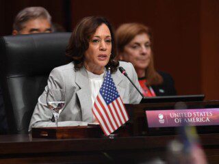 Terima kekalahan, Harris siap bantu Trump dalam masa transisi