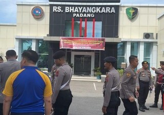 Ups !!! Di Sumbar, polisi tembak polisi
