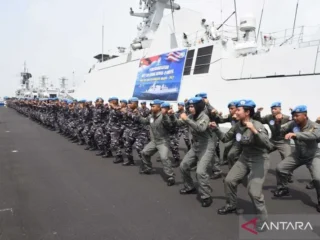 KRI Sultan Iskandar Muda-367 tinggalkan Surabaya menuju Lebanon untuk misi perdamaian