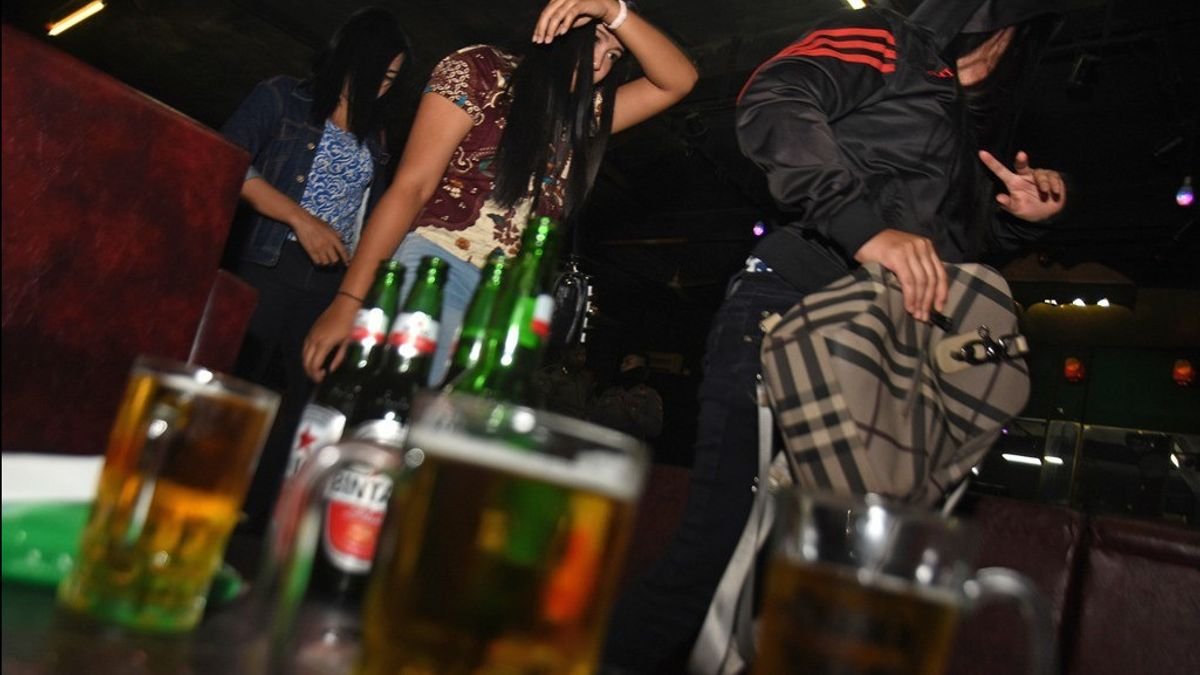 Cabut izin tempat hiburan yang edarkan narkoba di malam Tahun Baru!