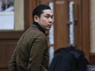 Rekening diblokir, suami Sandra Dewi, Harvey Moeis mengaku setiap bulan pinjam uang