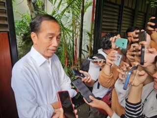 Jokowi tanggapi pemecatan dirinya dari PDI-P, "Ya ndak apa, saya menghormati itu”