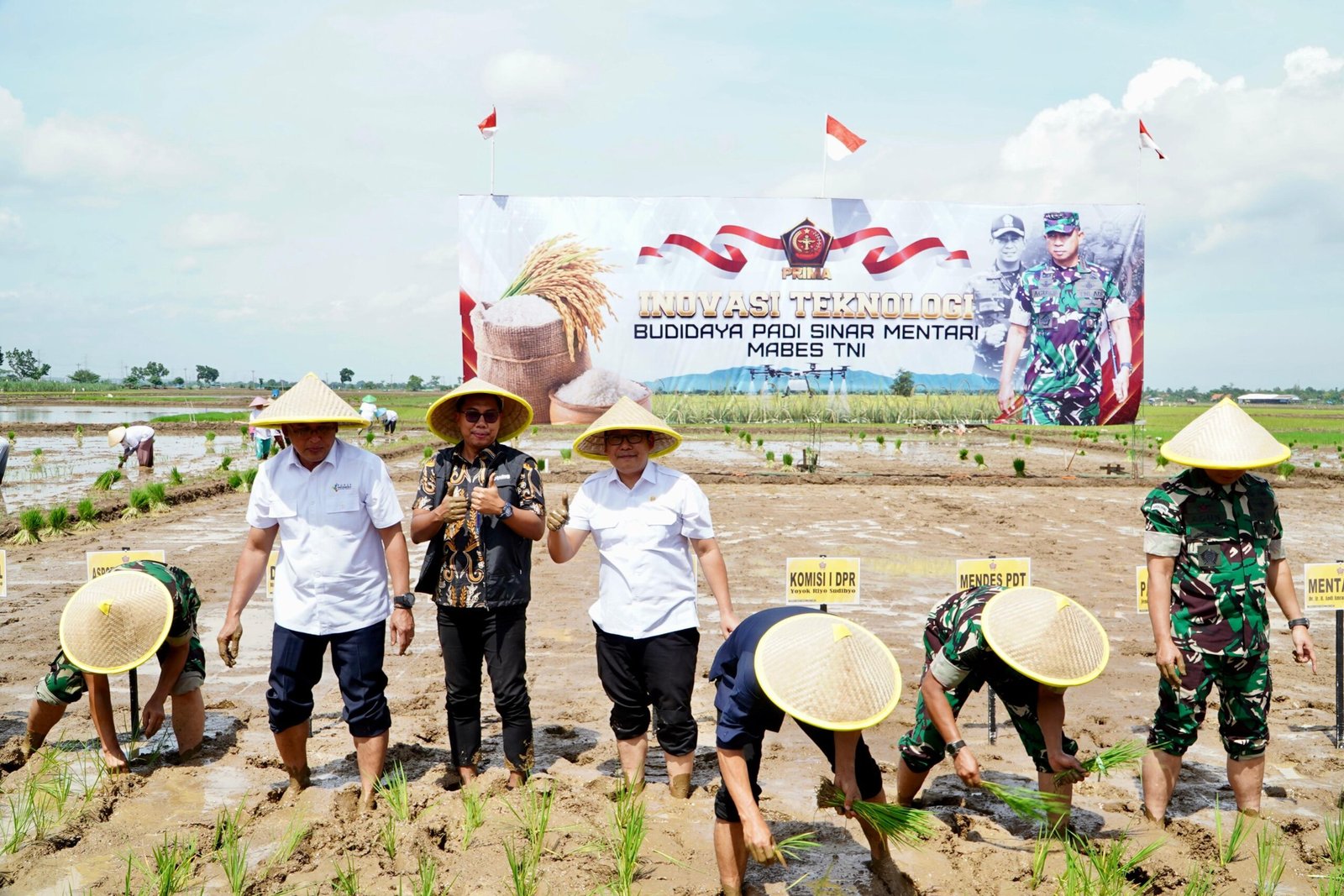 Saling dukung antarkementerian/lembaga, Bapanas dan Bulog berkomitmen serap hasil panen petani dengan harga tinggi
