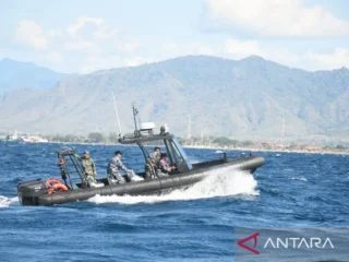 Kapal-kapal TNI AL siaga di jalur-jalur penyeberangan, H-1 Natal