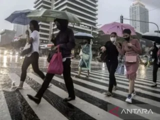 Hari ini Indonesia masih diguyur hujan disertai petir