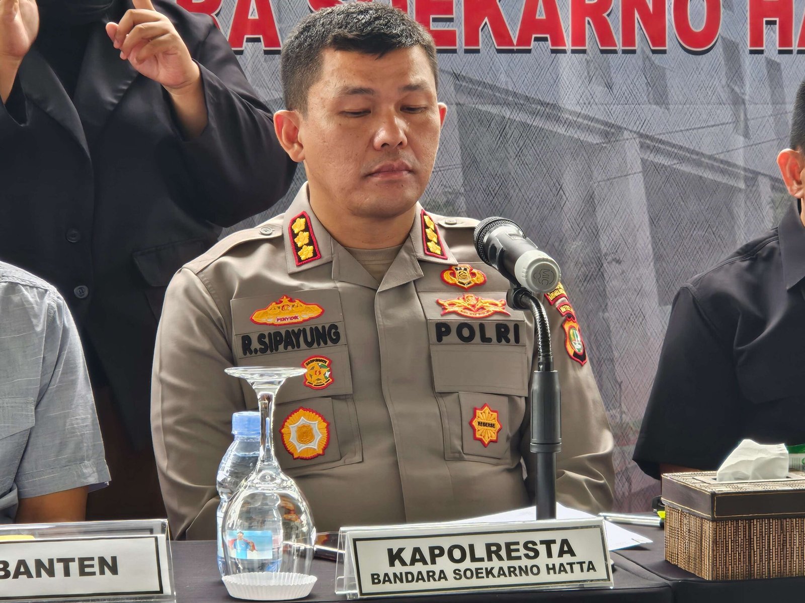 ‘Hoax’ dan ‘Prank’, kabar Cristiano Ronaldo ke NTT melalui Bandara Soekarno-Hatta