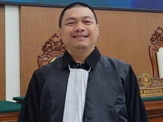 Sah !!! PWI Jaya pimpinan Kesit tetap dibekukan, gugatan Theo ditolak