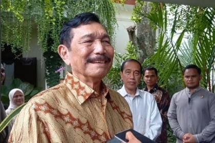 Usai bertemu Jokowi, Luhut: Demokrasi jangan rusak budaya sopan santun