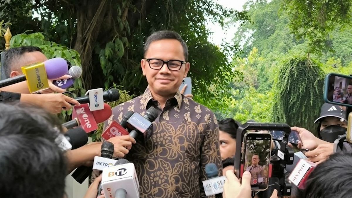 Terhadap Ormas yang rugikan masyarakat, Wamendagri minta Pemda tegas