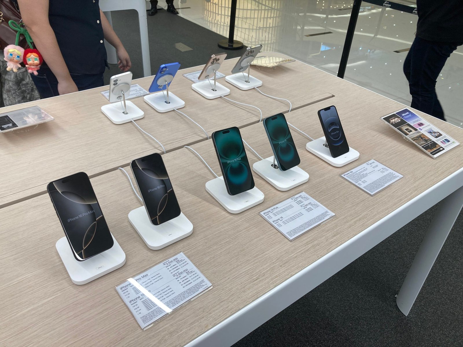Ini alasan Apple pertahankan desain iPhone selama beberapa generasi
