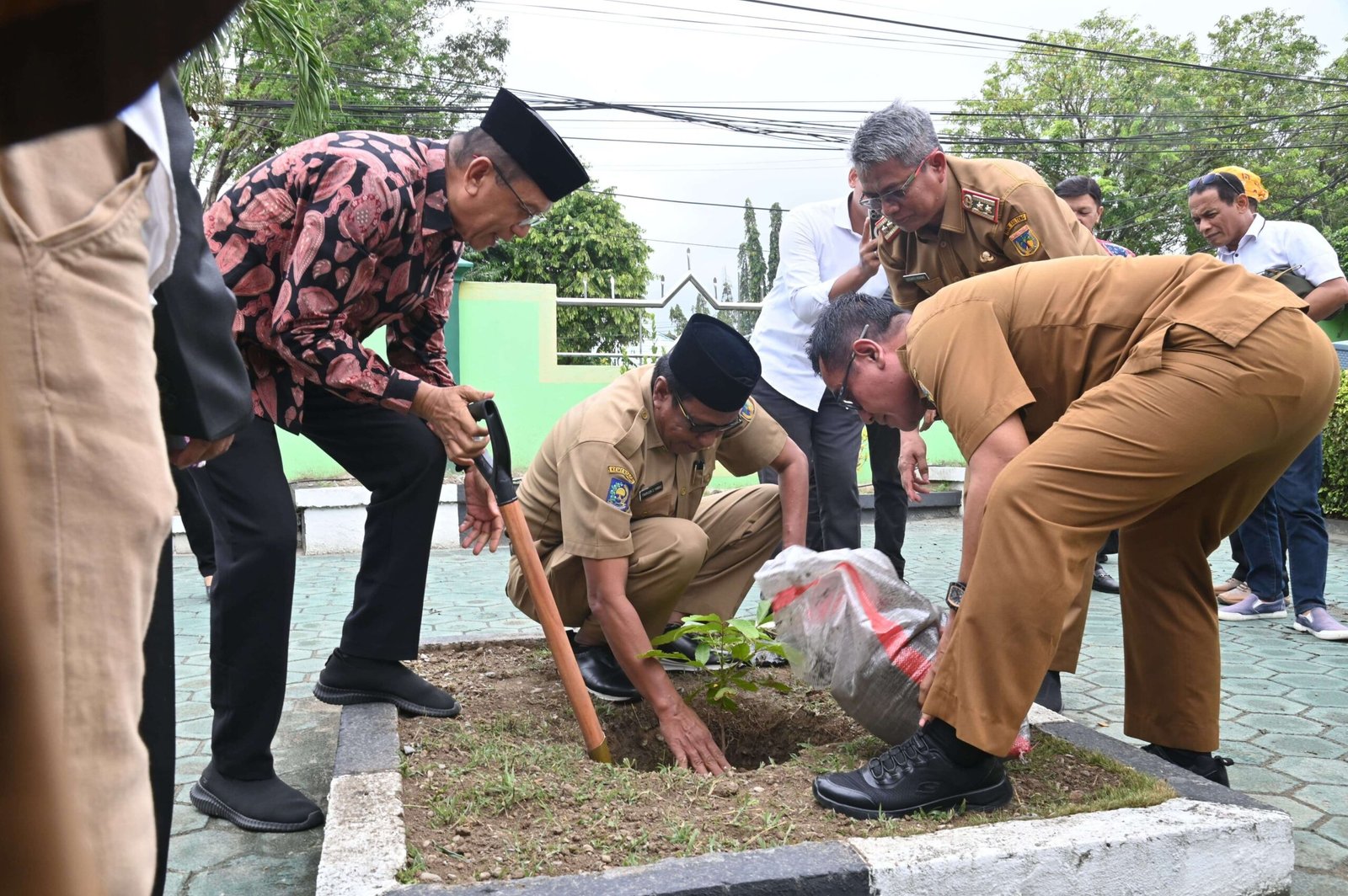 Kemenang Sumsel tanamkan 5.645 bibit pohon matoa dalam memperingati Hari Bumi Internasional