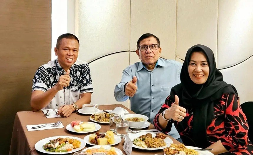 Ketum PWI Hendry Ch Bangun dan IKWI Pusat hadiri pelantikan pengurus PWI-IKWI Batam