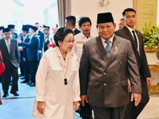 Prabowo dan Megawati tampak menjalin hubungan akrab saat menghadiri acara Hari Lahir Pancasila