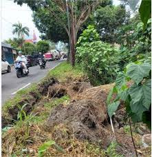 Jalan Manado-Bitung rusak dikeluhkan warga, BPJN 1 Sulut segera benahi