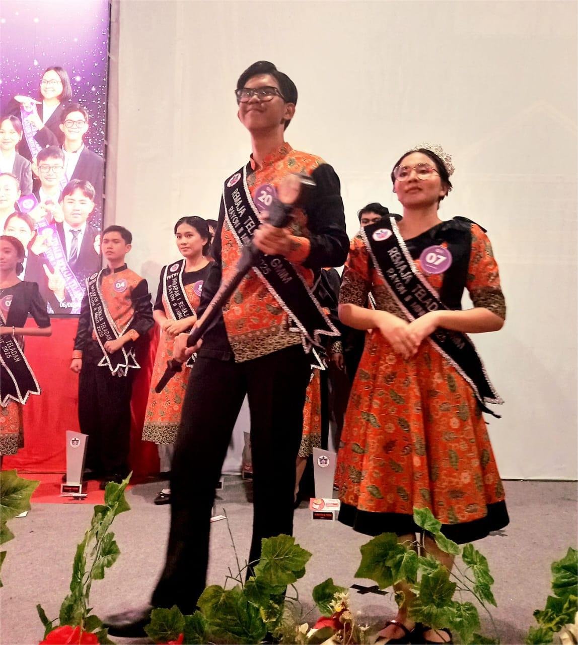 Clif dan Queen Juara Remaja Teladan GMIM Minahasa Utara 2025