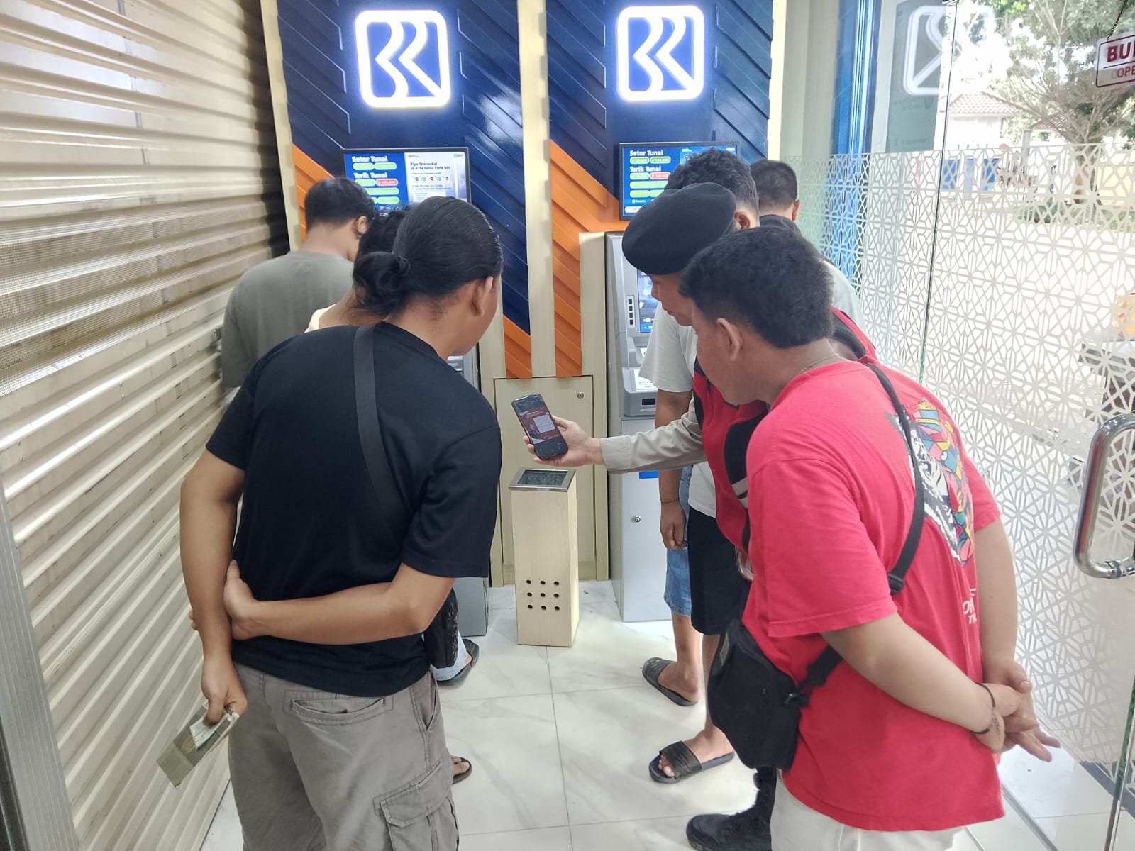 Polsek Batu Aji sosialisasikan Layanan 110 Polri kepada warga