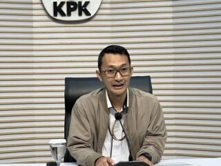 Sebanyak empat tersangka pemerasan TKA di Kemenaker diperiksa KPK, penahanan menyusul?