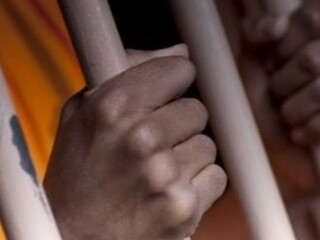 Para tersangka dugaan korupsi dana hibah GMIM dibawa ke Rutan Malendeng