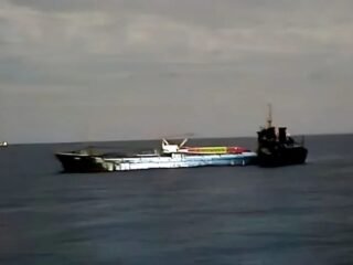 Bakamla RI evakuasi Kapal MV Leann yang terbakar di perairan Anambas