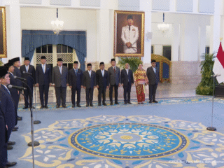 Presiden Prabowo pimpin pelantikan menteri di Istana Negara, ini daftarnya!