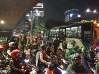 Macet Jakarta horor, Jasa Marga minta maaf ke Gubernur Pramono